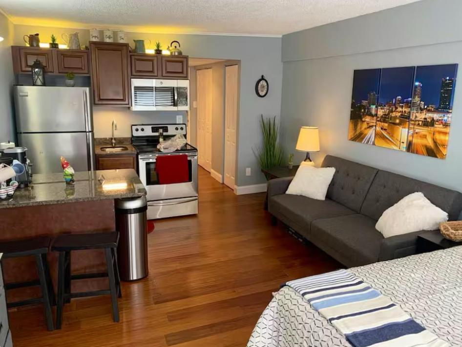Condo Close To Stadium And Free Parking Ноксвілл Екстер'єр фото